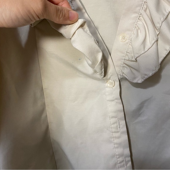 Ruffle Neck Vintage Style Blouse Cream Ivory Ruffly Wrist Button Down Up sm flaw - Picture 7 of 12